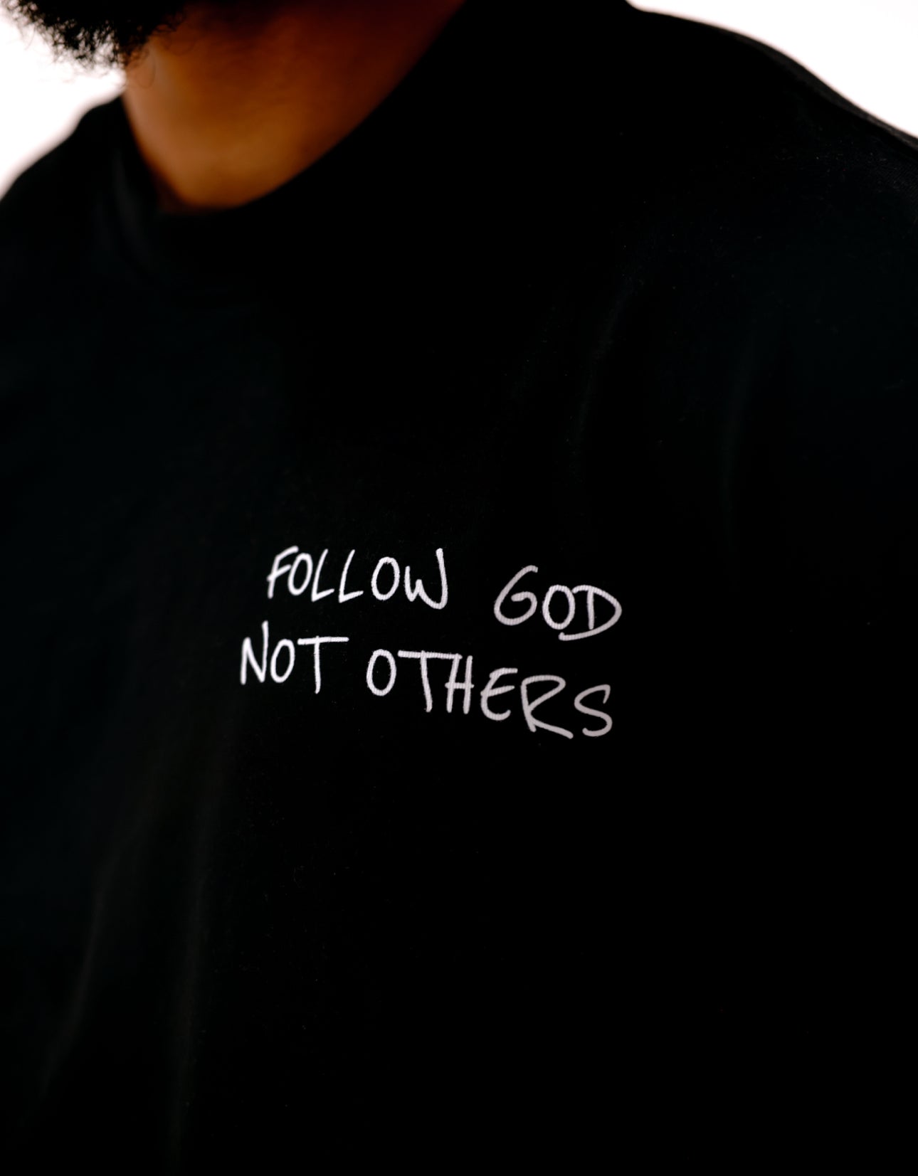 ESSENTIAL TEE